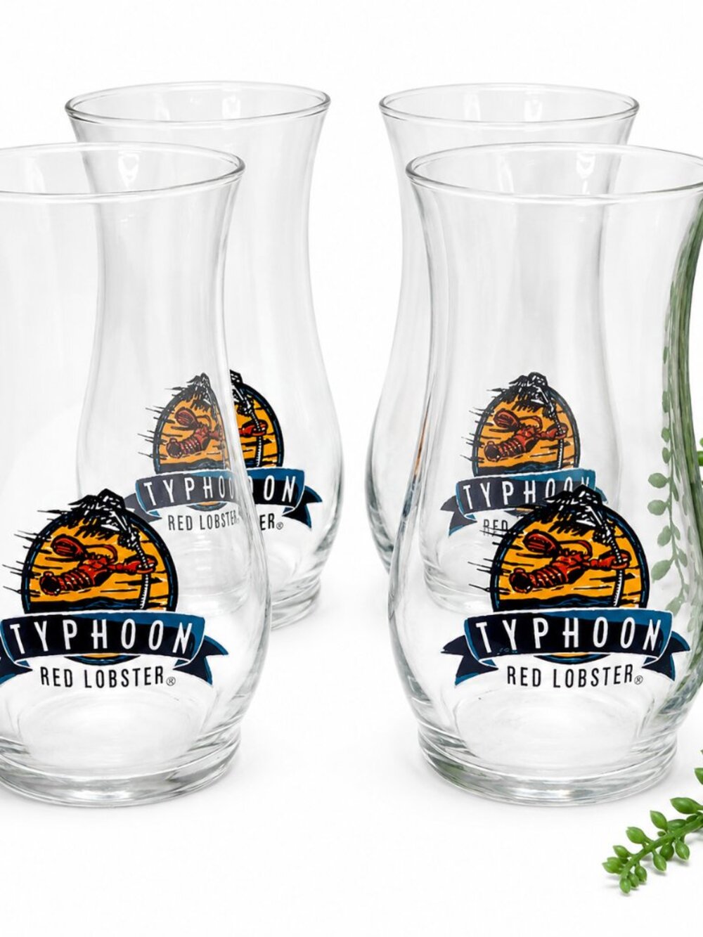 Red Lobster Typhoon Hurricane Glasses Set of 4 – Clear Restaurant Drink Glasses